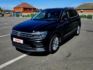 2018 Volkswagen Tiguan II, чёрный, 1900000 рублей, вид 1