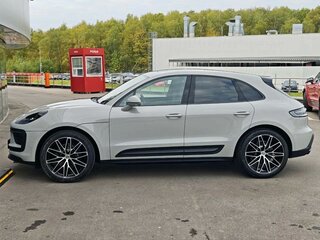 2025 Porsche Macan I Рестайлинг 2, серый, 11850000 рублей, вид 4