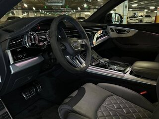 2020 Audi Q8 50 TDI I (4M), чёрный, 7100000 рублей, вид 4