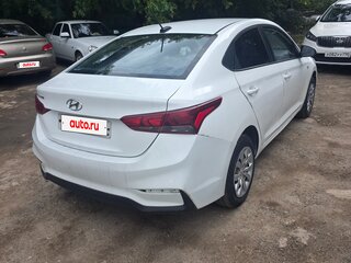 2018 Hyundai Solaris II, белый, 630000 рублей, вид 4