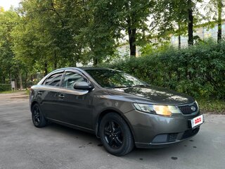 2010 Kia Cerato 6-speed II, коричневый, 790000 рублей, вид 3
