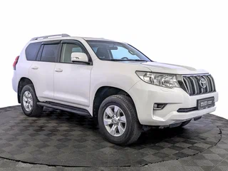 2021 Toyota Land Cruiser Prado 150 Series Рестайлинг 3, белый, 4799000 рублей, вид 3