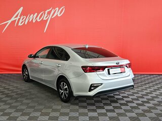 2020 Kia Cerato IV, серебристый, 1925000 рублей, вид 3