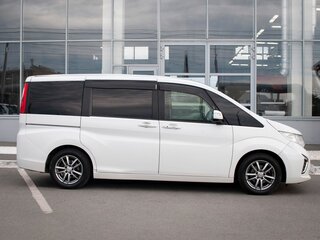 2015 Honda Stepwgn V, белый, 1190000 рублей, вид 5