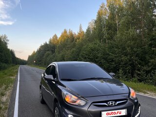 2011 Hyundai Solaris I, серебристый, 530000 рублей, вид 1