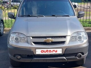 2017 Chevrolet Niva I Рестайлинг, серый, 805500 рублей, вид 2
