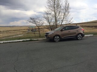2014 Hyundai ix35 I Рестайлинг, бежевый, 1500000 рублей, вид 4