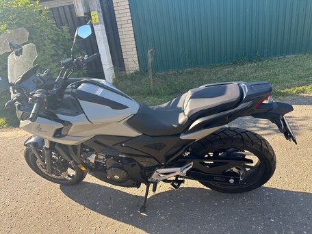 2025 Honda NC 750X, серый, 1200000 рублей, вид 2