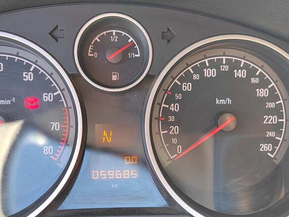 2011 Opel Astra H Рестайлинг, чёрный, 749999 рублей - вид 5