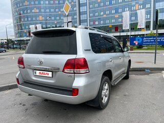 2011 Toyota Land Cruiser 200 Series, серебристый, 3350000 рублей, вид 3