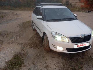 2012 Skoda Fabia II Рестайлинг, белый, 650000 рублей, вид 3