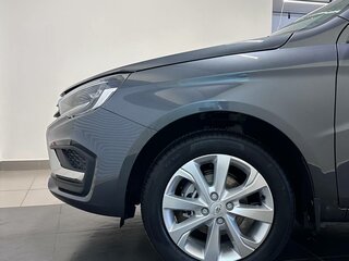 2026 Lada (ВАЗ) Vesta I Рестайлинг (NG), серый, 1835000 рублей, вид 2