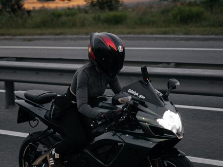 2006 Suzuki GSX-R 750, зелёный, 700000 рублей, вид 2