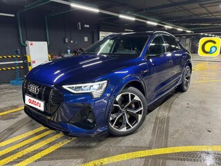 2021 Audi e-tron S Sportback, синий, 7500000 рублей, вид 1