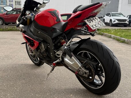 2013 BMW S 1000 RR, красный, 980000 рублей, вид 3