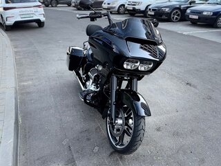 2016 Harley-Davidson Road Glide, чёрный, 1300000 рублей, вид 2