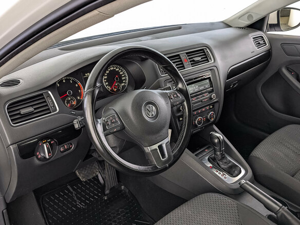 2013 Volkswagen Jetta VI, белый - вид 15