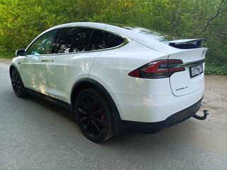 2016 Tesla Model X 90D I, белый, 3600000 рублей, вид 4