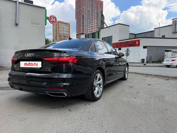 2020 Audi A4 45 TFSI V (B9) Рестайлинг, чёрный - вид 2