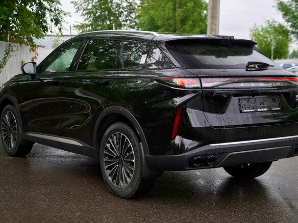 2025 Exeed RX, чёрный, 4150000 рублей - вид 5