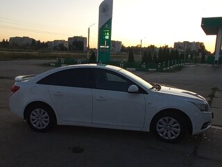 2012 Chevrolet Cruze I, белый, 750000 рублей, вид 4