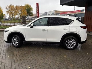 2023 Mazda CX-5 II Рестайлинг, белый, 2400000 рублей, вид 5