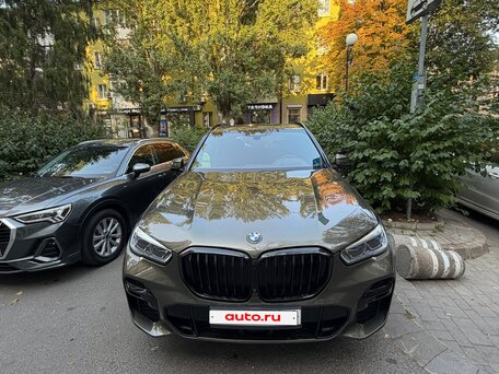 2021 BMW X5 40d IV (G05/G18), коричневый, 7555000 рублей, вид 3