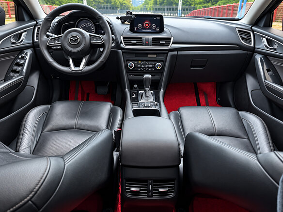 2021 Mazda 3 IV (BP), красный, 1250000 рублей - вид 8