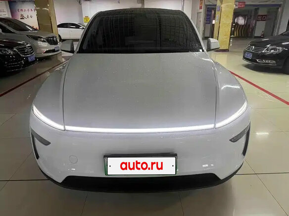 2026 Tesla Model Y Long Range I Рестайлинг, белый