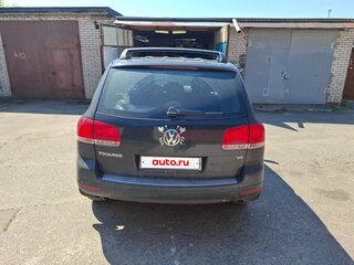 2006 Volkswagen Touareg I, чёрный, 650000 рублей, вид 5