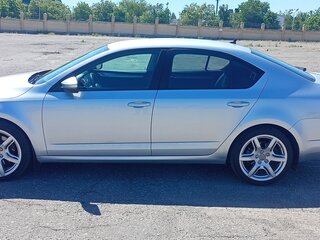 2013 Skoda Octavia III (A7), серебристый, 1455000 рублей, вид 1