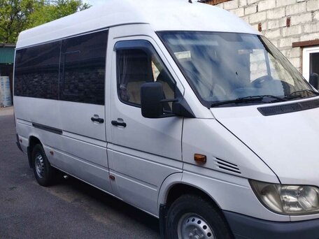 2001 Mercedes-Benz Sprinter Classic, белый, 1050000 рублей, вид 2