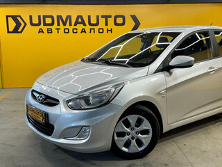 2013 Hyundai Solaris I, серебристый, 679000 рублей, вид 3