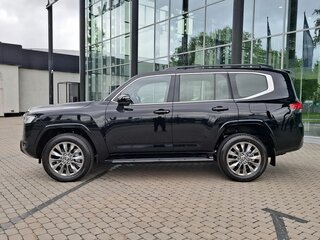 2026 Toyota Land Cruiser 300 Series, чёрный, 15180000 рублей, вид 2