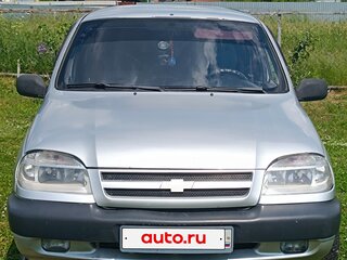 2004 Chevrolet Niva I, серебристый, 300000 рублей, вид 2