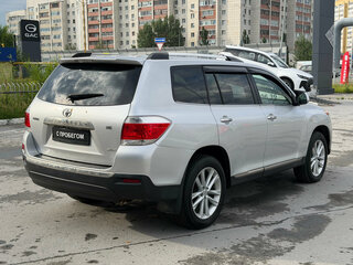 2010 Toyota Highlander II (XU40) Рестайлинг, серебристый, 1490000 рублей, вид 4
