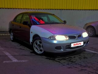 1996 Mitsubishi Carisma I, пурпурный, 145000 рублей, вид 1