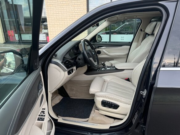2014 BMW X5 50i III (F15), серый - вид 18