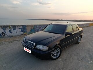 1999 Mercedes-Benz C-Класс 240 I (W202) Рестайлинг, синий, 450000 рублей, вид 1