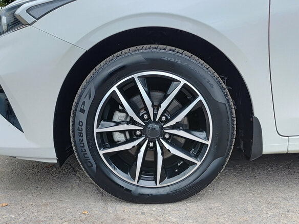 2022 Kia Cerato IV Рестайлинг, белый, 1962000 рублей - вид 17