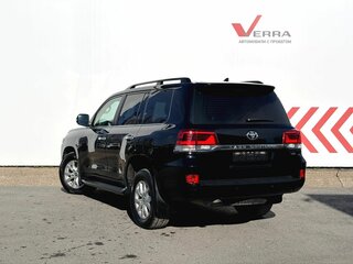 2019 Toyota Land Cruiser 200 Series Рестайлинг 2, чёрный, 6650000 рублей, вид 3