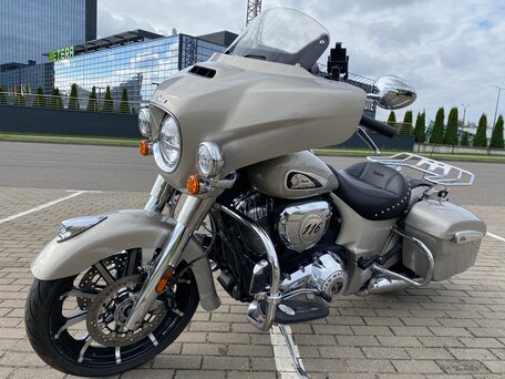 2021 Indian Chieftain, серебристый, 1499000 рублей, вид 2