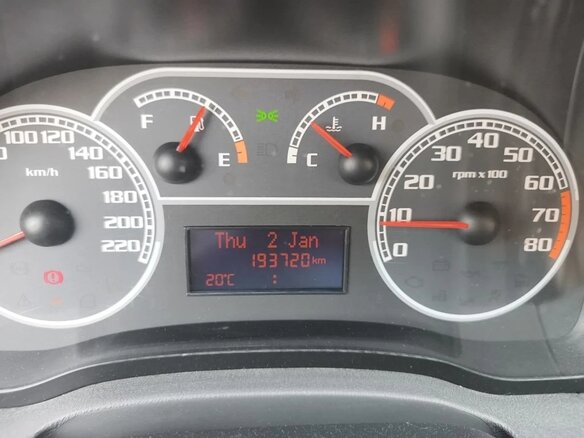 2011 Fiat Albea I Рестайлинг, серый, 300000 рублей - вид 6