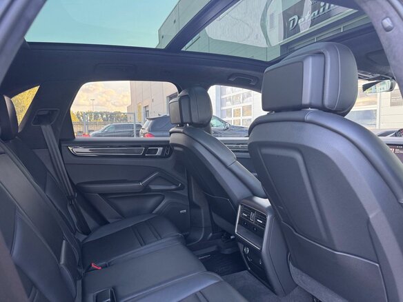 2019 Porsche Cayenne III, синий, 4800000 рублей - вид 27