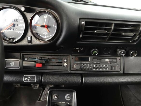 1989 Porsche 911 Carrera II (911, 930), красный, 11500005 рублей - вид 20
