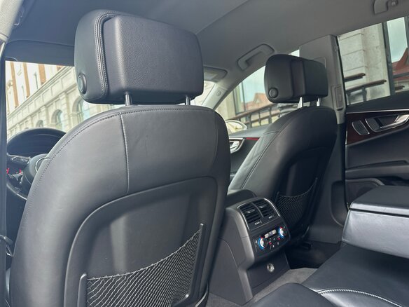 2010 Audi A7 I (4G), серебристый, 1870000 рублей - вид 12