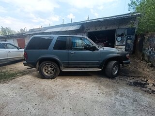 1997 Ford Explorer II, голубой, 250000 рублей, вид 3