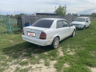 2002 Mazda Familia VIII (BJ), белый, 180000 рублей, вид 3