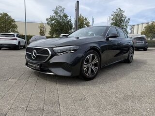2025 Mercedes-Benz E-Класс 200 VI (W214, S214), чёрный, 6916738 рублей, вид 1