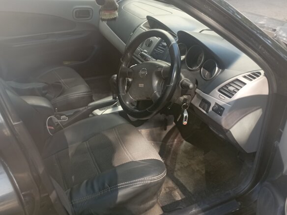 2003 Nissan Wingroad II (Y11) Рестайлинг, чёрный, 300000 рублей - вид 4